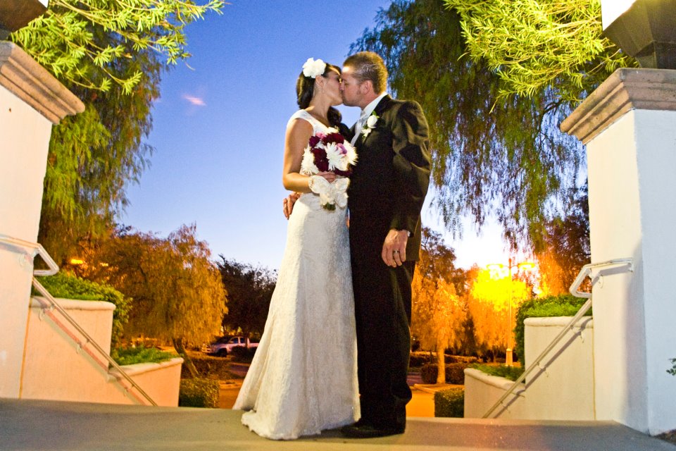 Jamie and Brad were married in our courtyard ceremony location and decorated